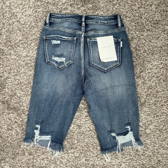 Nature Los Angeles Distressed Bermuda Jean Shorts NWT - Picture 2 of 3